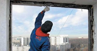 Демонтаж остекления балкона в Гуково - цена от 571 руб. - Сварной-Гкв
