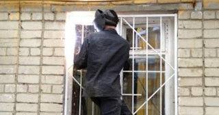 Профессиональный демонтаж решеток в Гуково от Сварной-Гкв - от 571 руб.